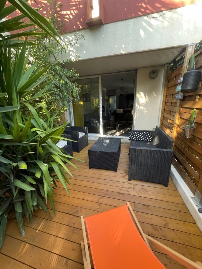 Agreable T2 Traversant Rdc Avec Terrasse + Balcon+ Parking 2 Places Montpellier Extérieur photo